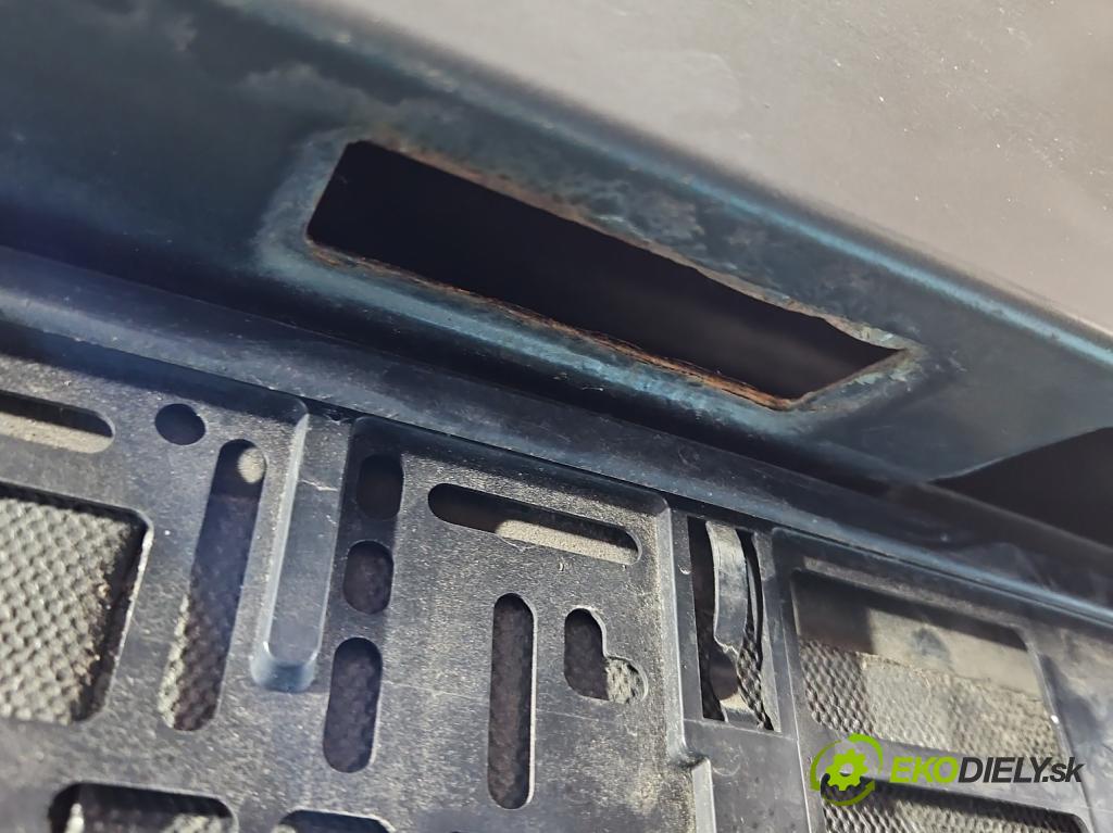 Vw Golf plus 1.9 tdi 105 HP manual 77 kW 1896 cm3 5- zadna kufor  (Kapota zadná (kufor))