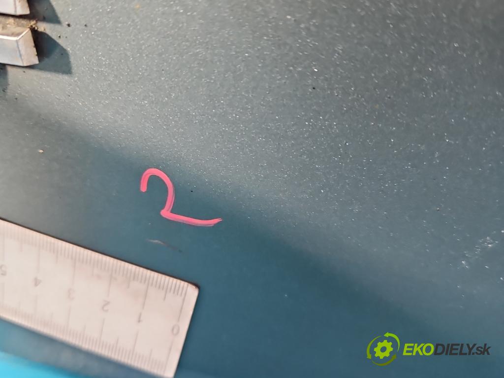 Vw Golf plus 1.9 tdi 105 HP manual 77 kW 1896 cm3 5- zadna kufor  (Kapota zadná (kufor))