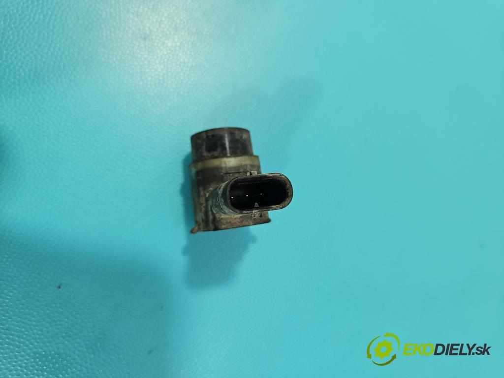 Ford Focus Mk3 2010-2018 1.6 tdci 105 HP manual 77 kW 1560 cm3 5- snímač parkovaní: AM5T-15C868-AAW