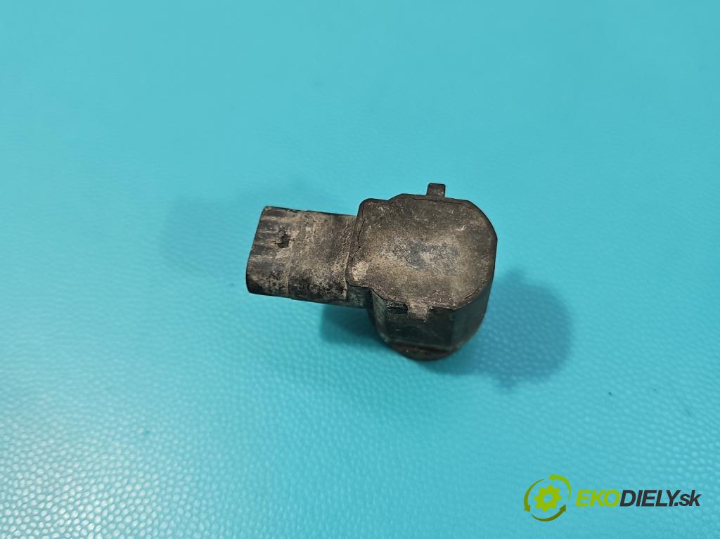 Ford Focus Mk3 2010-2018 1.6 tdci 105 HP manual 77 kW 1560 cm3 5- snímač parkovaní: AM5T-15C868-AAW