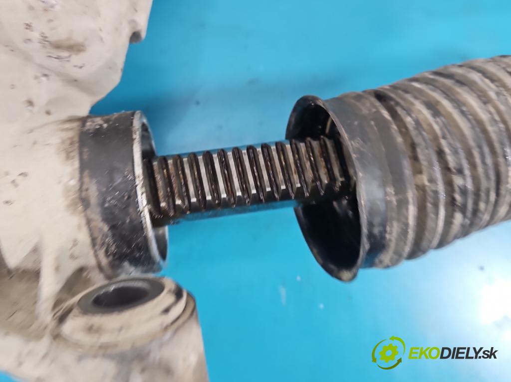 Ford Focus Mk3 2010-2018 1.6 tdci 105 HP manual 77 kW 1560 cm3 5- Ozubené kolo: volant CV6C3D070LA