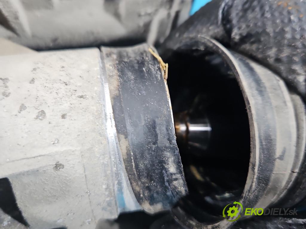 Ford Focus Mk3 2010-2018 1.6 tdci 105 HP manual 77 kW 1560 cm3 5- Ozubené kolo: volant CV6C3D070LA