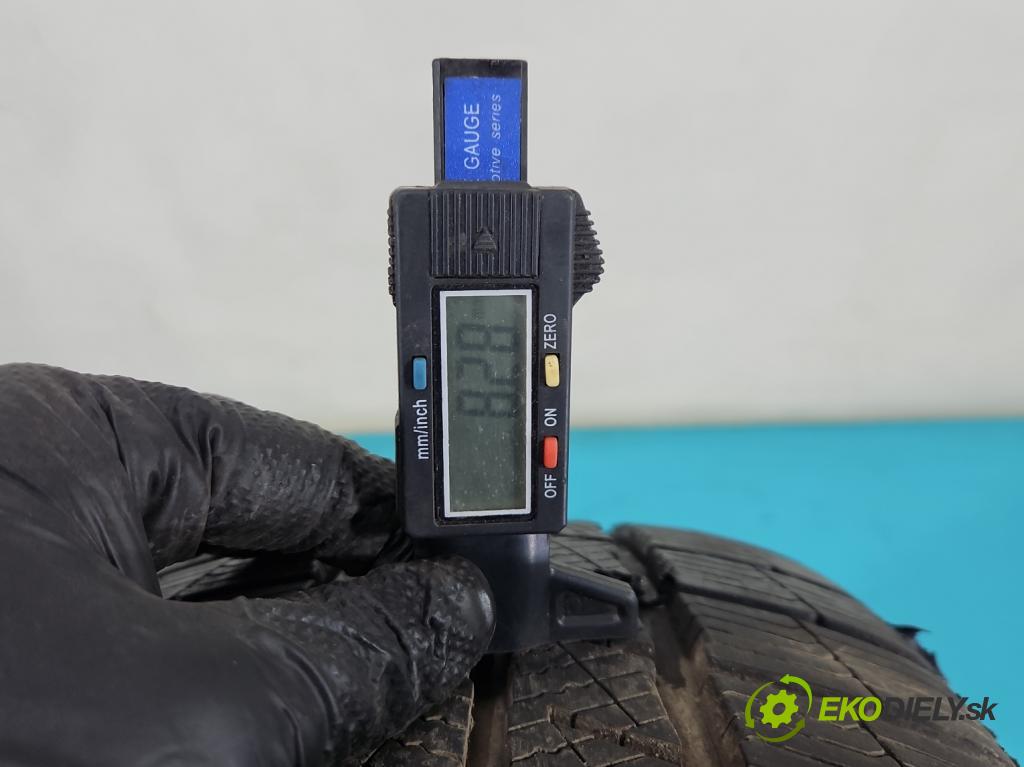 Ford Focus Mk3 2010-2018 1.6 tdci 105 HP manual 77 kW 1560 cm3 5- pneumatika 1 kus