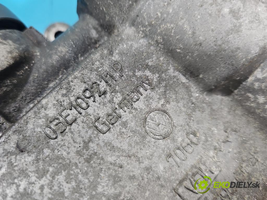 Seat Ibiza IV 6J 2008-2017 1.2 12V 69KM manual 51 kW 1198 cm3 3- obal načasovanie 03E109211P (Kryt motora)