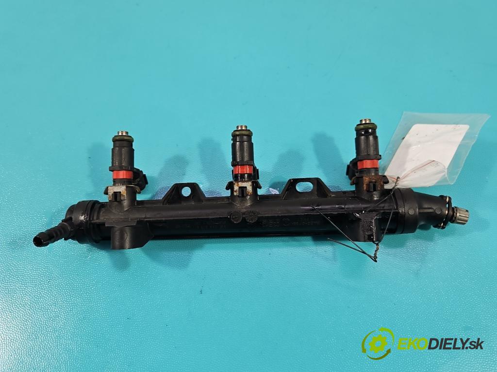 Seat Ibiza IV 6J 2008-2017 1.2 12V 69KM manual 51 kW 1198 cm3 3- vstrek 03E906031C (Vstrekovač paliva)