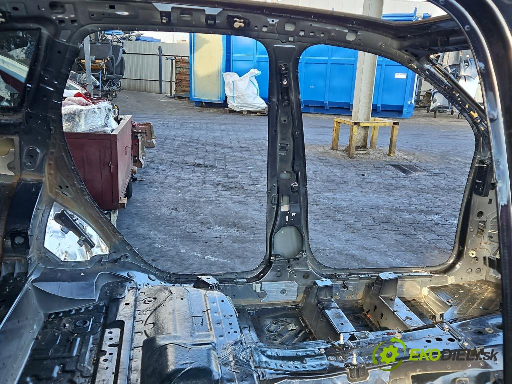 Audi Q7 2015- 3.0 TFSI CRE: 333KM: automatic 245 kW 2995 cm3 5- Práh: ľavý  (Karoséria ostatné)