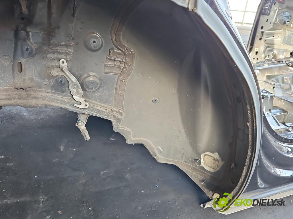 Audi Q7 2015- 3.0 TFSI CRE: 333KM: automatic 245 kW 2995 cm3 5- blatník zadné pravý