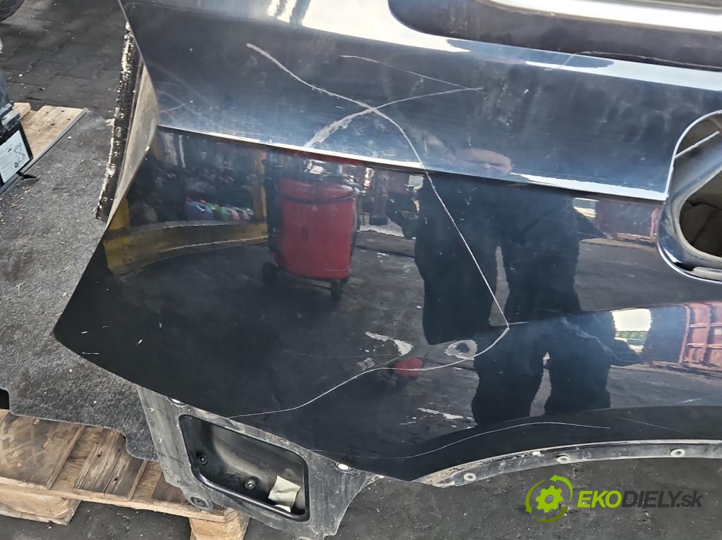 Audi Q7 2015- 3.0 TFSI CRE: 333KM: automatic 245 kW 2995 cm3 5- blatník zadné pravý