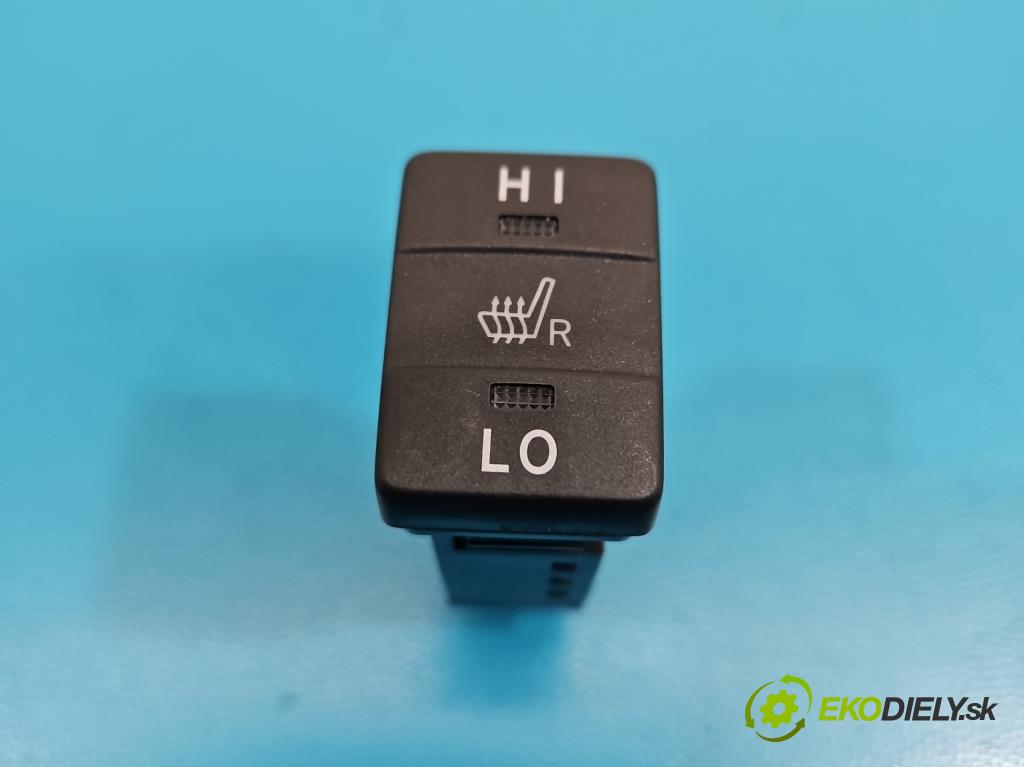 Toyota Corolla E16/E18  2013-2019 1.6 16V 132  HP manual 97 kW 1598 cm3 4- prepínač ostatné 191690