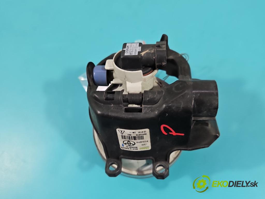 Toyota Corolla E16/E18  2013-2019 1.6 16V 132  HP manual 97 kW 1598 cm3 4- Halogen pravý 89208265 (Kľučka dverí ostatné)