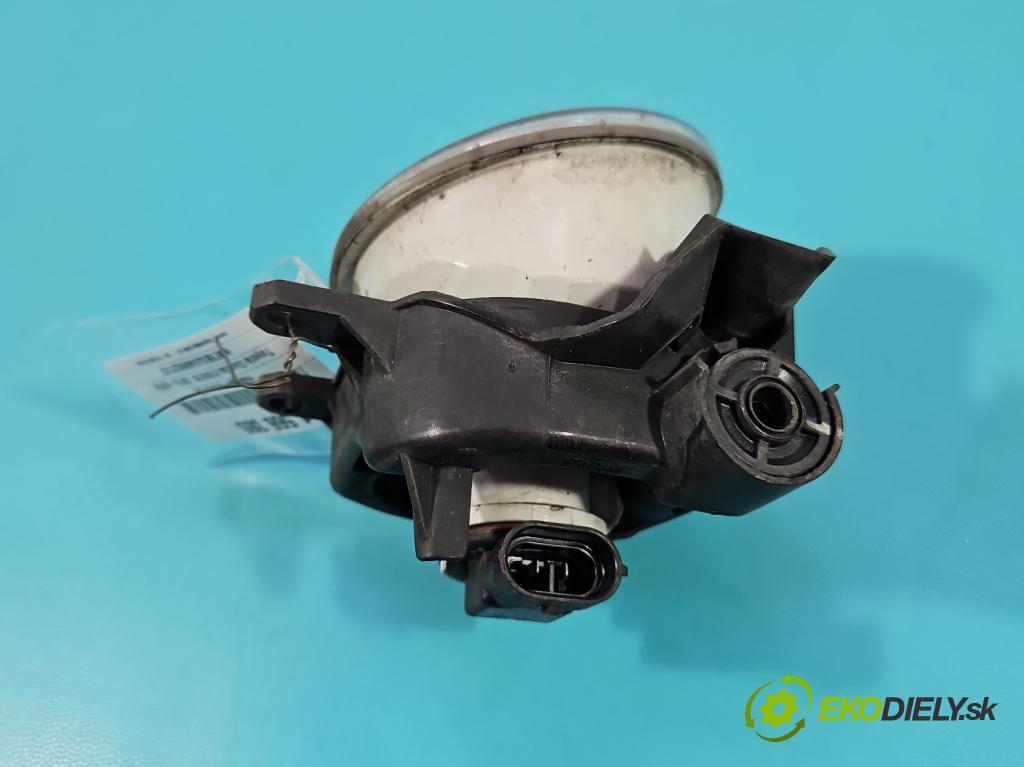 Toyota Corolla E16/E18  2013-2019 1.6 16V 132  HP manual 97 kW 1598 cm3 4- Halogen pravý 89208265 (Kľučka dverí ostatné)