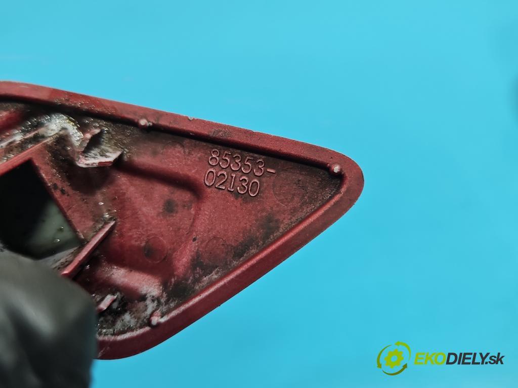 Toyota Corolla E16/E18  2013-2019 1.6 16V 132  HP manual 97 kW 1598 cm3 4- blenda ostrekovačov pravé 85353-02130