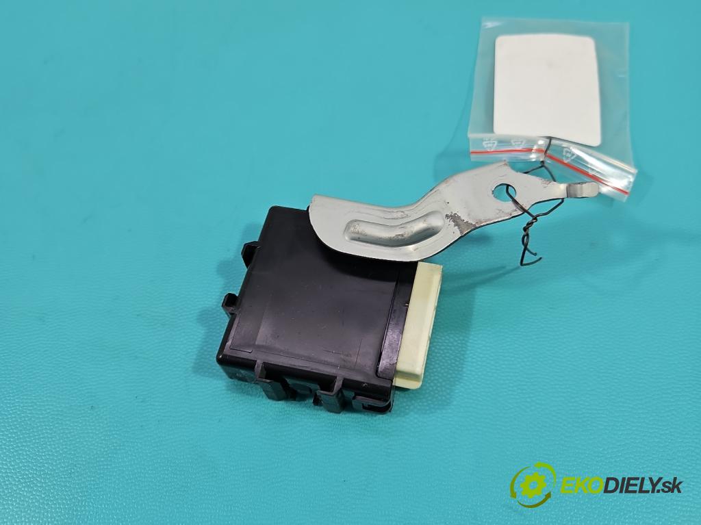 Toyota Corolla E16/E18  2013-2019 1.6 16V 132  HP manual 97 kW 1598 cm3 4- riadiaca jednotka ostatné 89960-12650