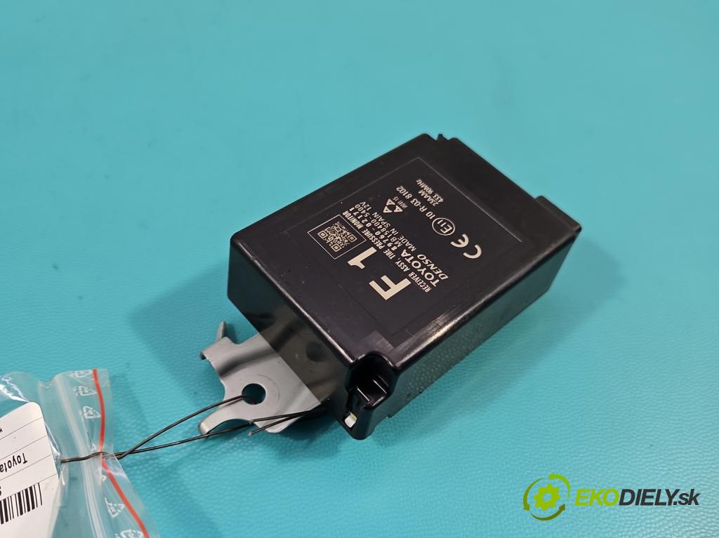 Toyota Corolla E16/E18  2013-2019 1.6 16V 132 hp manual 97 kW 1598 cm3 4- řídící jednotka 89760-02171