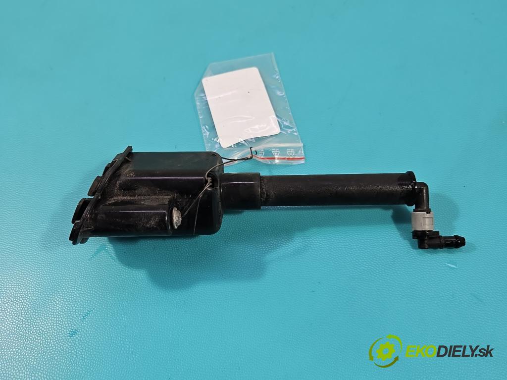 Toyota Corolla E16/E18  2013-2019 1.6 16V 132  HP manual 97 kW 1598 cm3 4- ostrekovač reflektor: pravý 85207-02180 C