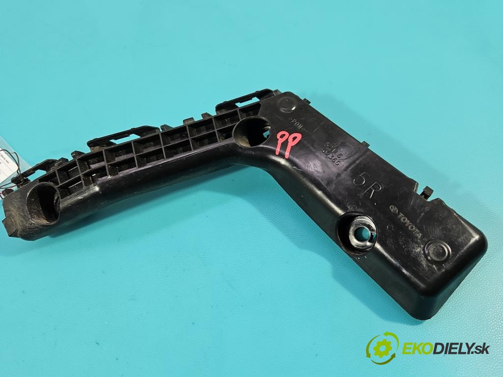 Toyota Corolla E16/E18  2013-2019 1.6 16V 132  HP manual 97 kW 1598 cm3 4- Boty: nárazník predné pravý 52115-02360