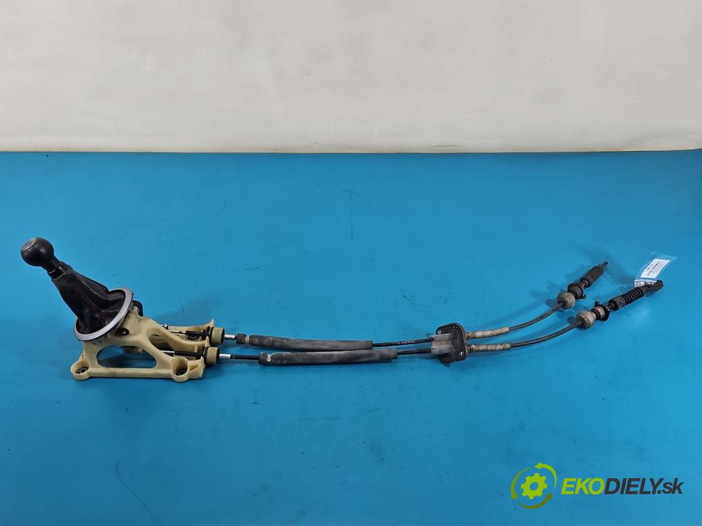 Suzuki Swift Mk6 2005-2010 1.6 16V 125 hp manual 92 kW 1586 cm3 3- kulisa změny stupňová  (Řadicí páka (kulisa) )