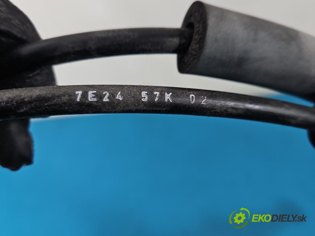 Suzuki Swift Mk6 2005-2010 1.6 16V 125 HP manual 92 kW 1586 cm3 3- Páka: Změny: stupeň,rýchlosť  (Rýchlostná páka (kulisa))