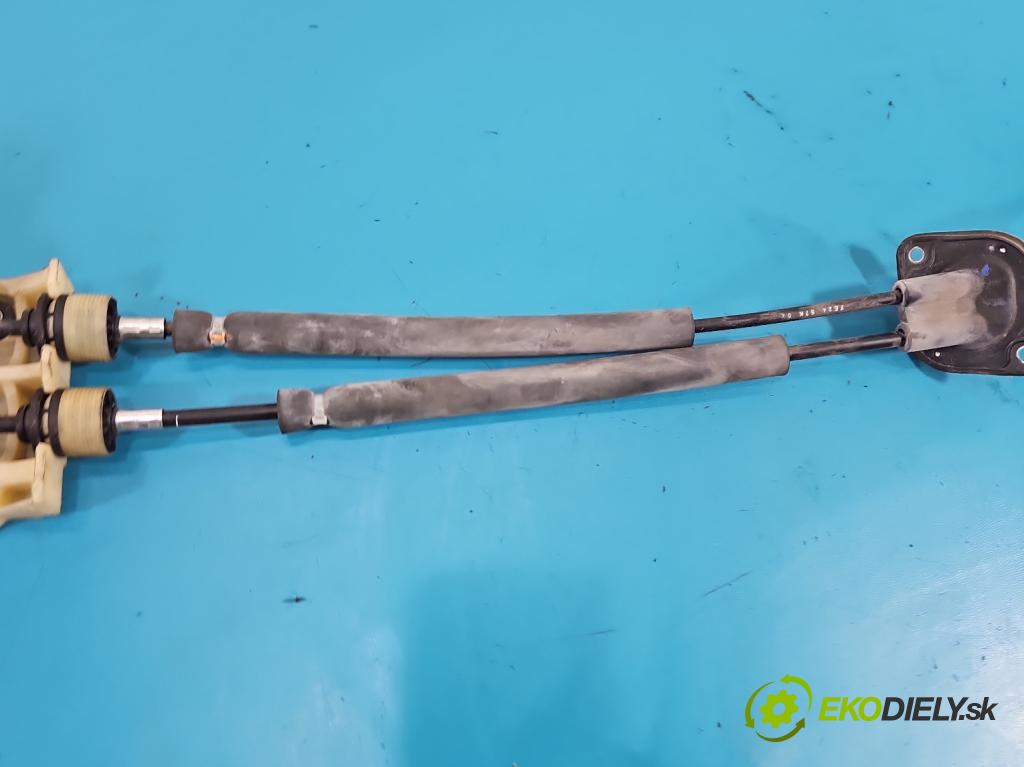 Suzuki Swift Mk6 2005-2010 1.6 16V 125 HP manual 92 kW 1586 cm3 3- Páka: Změny: stupeň,rýchlosť  (Rýchlostná páka (kulisa))