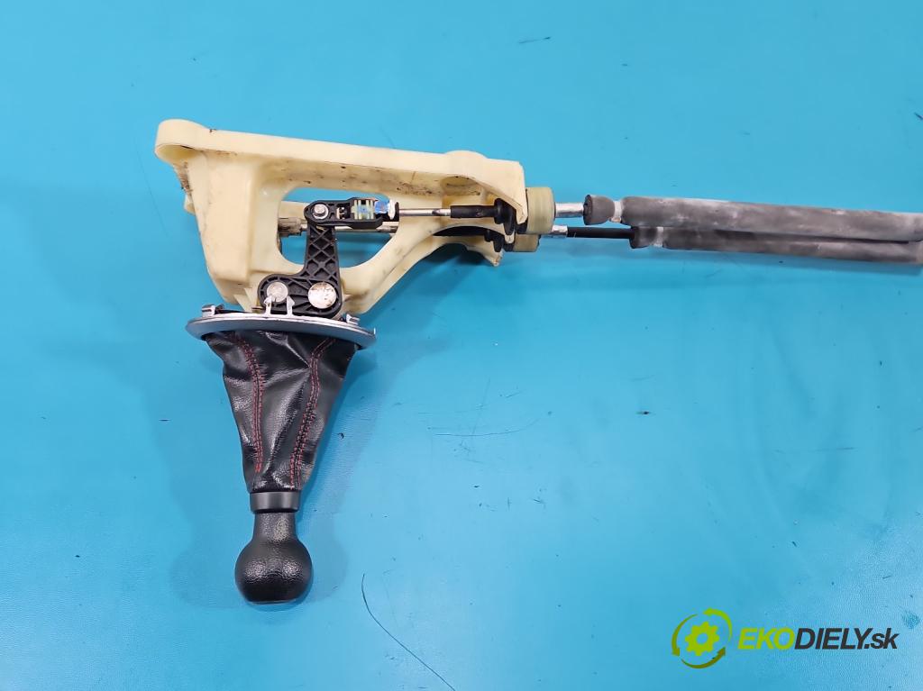 Suzuki Swift Mk6 2005-2010 1.6 16V 125 HP manual 92 kW 1586 cm3 3- Páka: Změny: stupeň,rýchlosť  (Rýchlostná páka (kulisa))