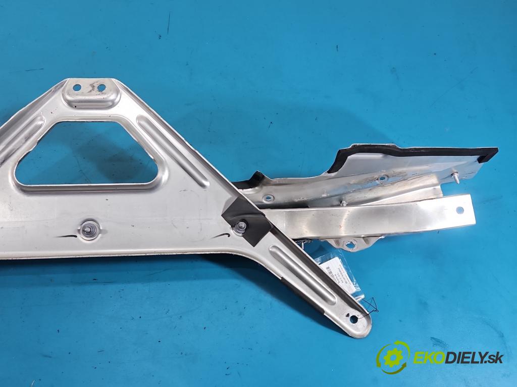 Audi Q7 2015- 3.0 TFSI CRE: 333KM: automatic 245 kW 2995 cm3 5- Vzpěra: 4M0805645B