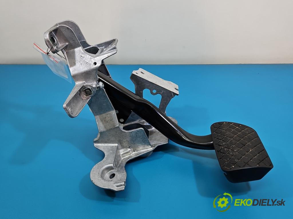 Audi Q7 2015- 3.0 TFSI 333KM: automatic 245 kW 2995 cm3 5- pedály 4M1723117B