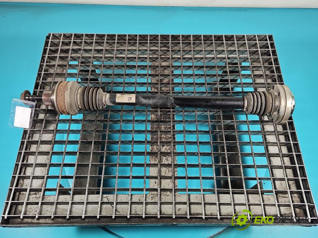 Audi Q7 2015- 3.0 TFSI CRE: 333KM: automatic 245 kW 2995 cm3 5- poloos zadné ľavé 4M0501203D