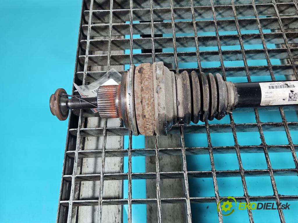 Audi Q7 2015- 3.0 TFSI CRE: 333KM: automatic 245 kW 2995 cm3 5- poloos zadné pravé 4M0501203D