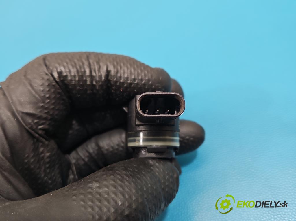 Toyota Corolla E16/E18  2013-2019 1.6 16V 132  HP manual 97 kW 1598 cm3 4- snímač parkovaní: 89341-F4020