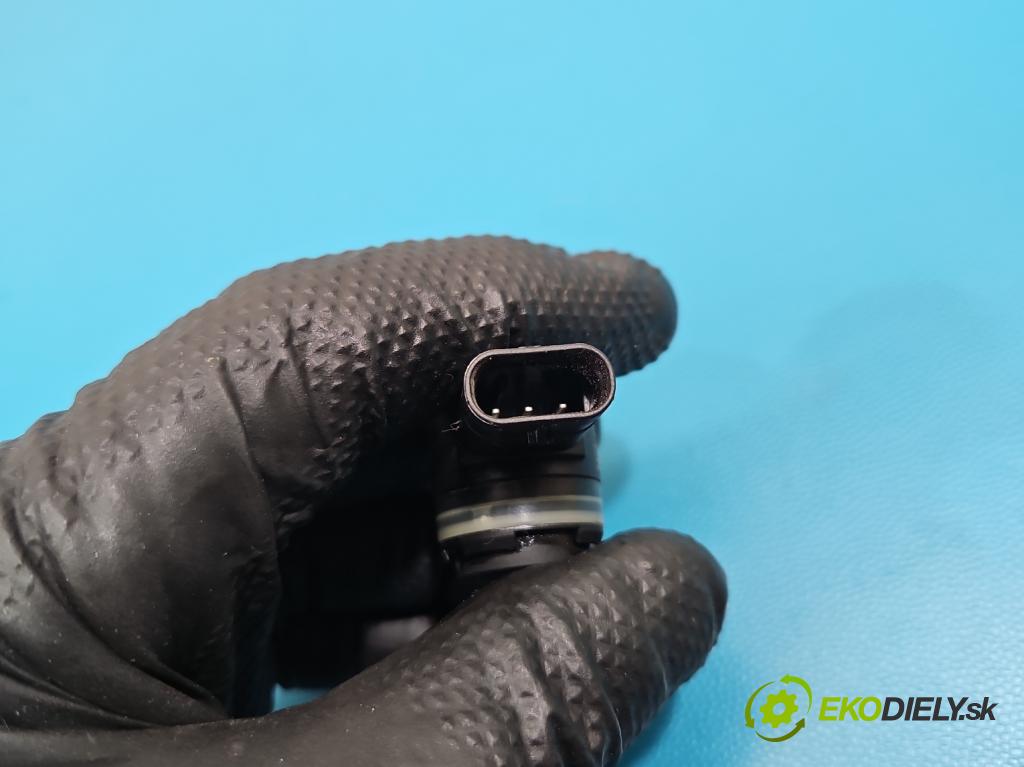 Toyota Corolla E16/E18  2013-2019 1.6 16V 132  HP manual 97 kW 1598 cm3 4- snímač parkovaní: 89341-F4020