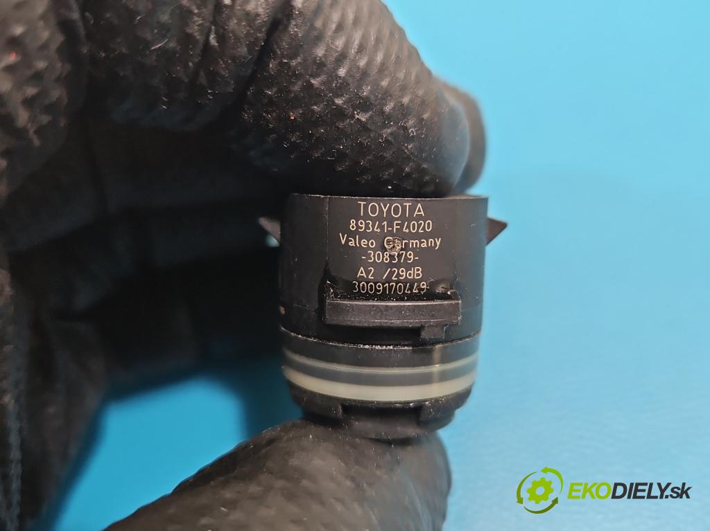 Toyota Corolla E16/E18  2013-2019 1.6 16V 132  HP manual 97 kW 1598 cm3 4- snímač parkovaní: 89341-F4020