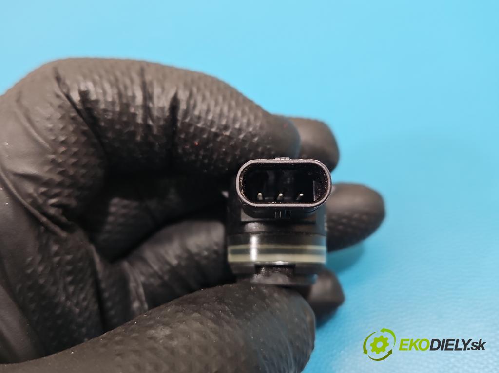 Toyota Corolla E16/E18  2013-2019 1.6 16V 132  HP manual 97 kW 1598 cm3 4- snímač parkovaní: 89341-F4020