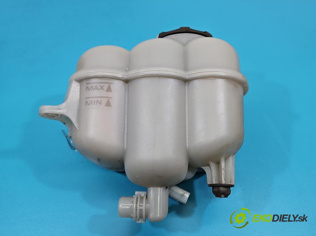 Audi Q7 2015- 3.0 TFSI CRE: 333KM: automatic 245 kW 2995 cm3 5- Nádrž: kompenzačné: 4M0121405K