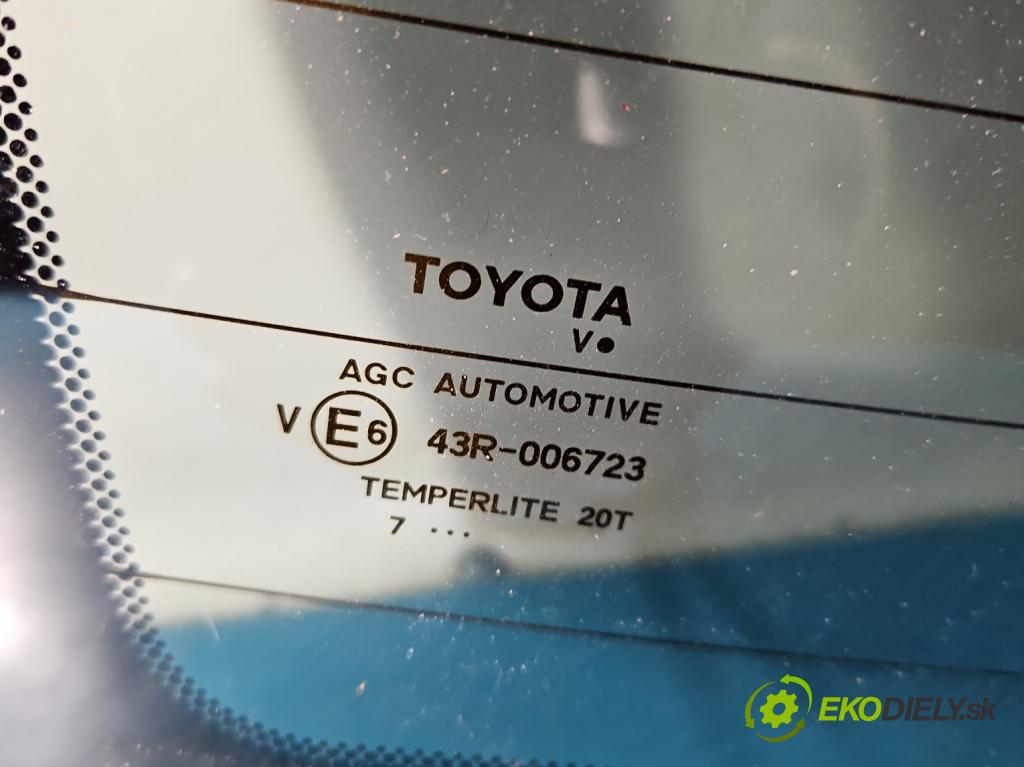 Toyota Corolla E16/E18  2013-2019 1.6 16V 132  HP manual 97 kW 1598 cm3 4- sklo zadná  (Sklo zadné)