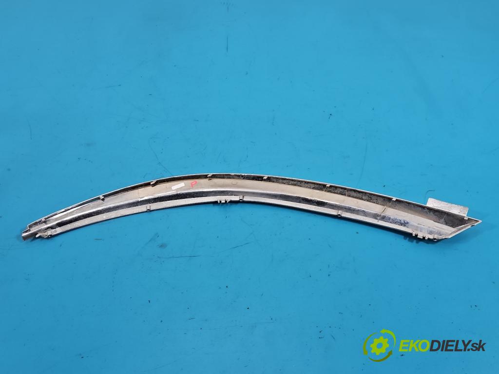 Toyota Corolla E16/E18  2013-2019 1.6 16V 132  HP manual 97 kW 1598 cm3 4- lišta pod svetlami 53181-02010