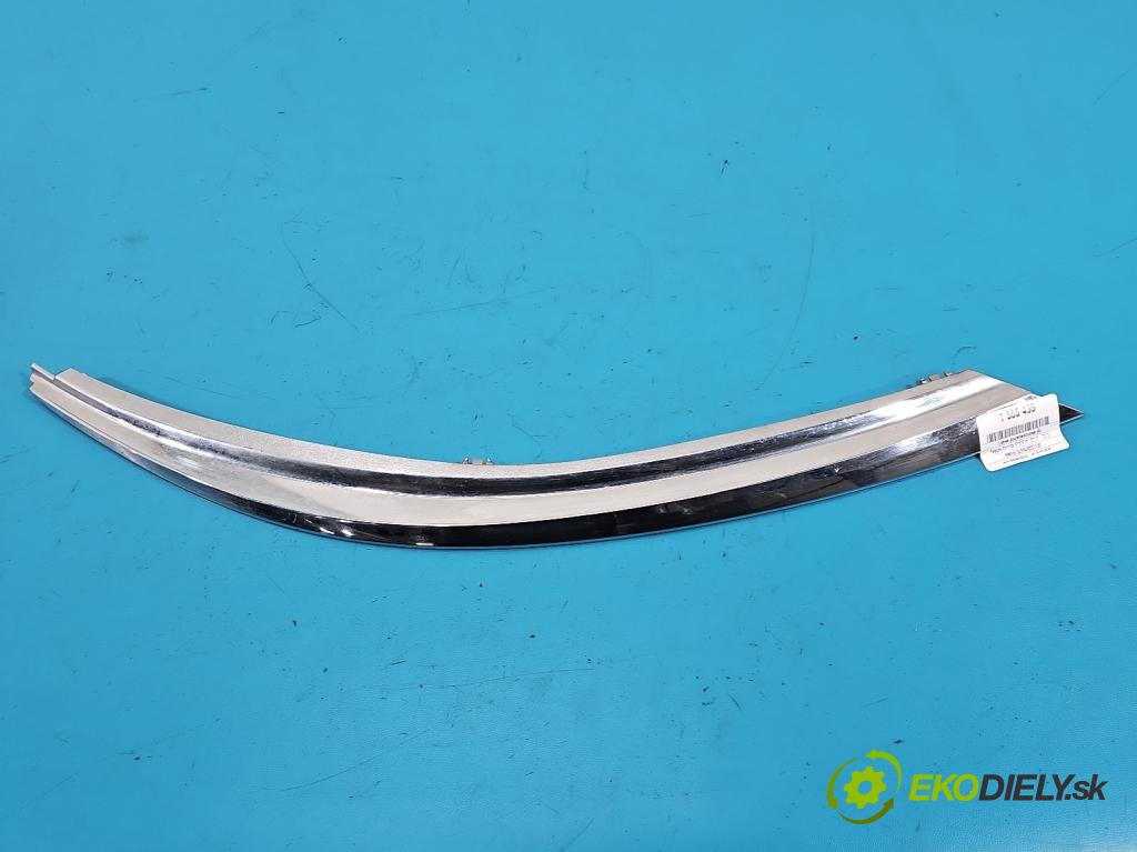 Toyota Corolla E16/E18  2013-2019 1.6 16V 132  HP manual 97 kW 1598 cm3 4- lišta pod svetlami 53181-02010