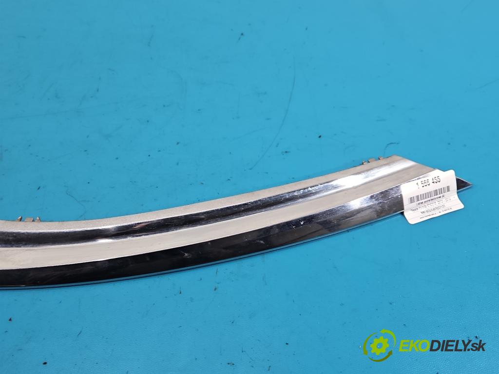 Toyota Corolla E16/E18  2013-2019 1.6 16V 132  HP manual 97 kW 1598 cm3 4- lišta pod svetlami 53181-02010