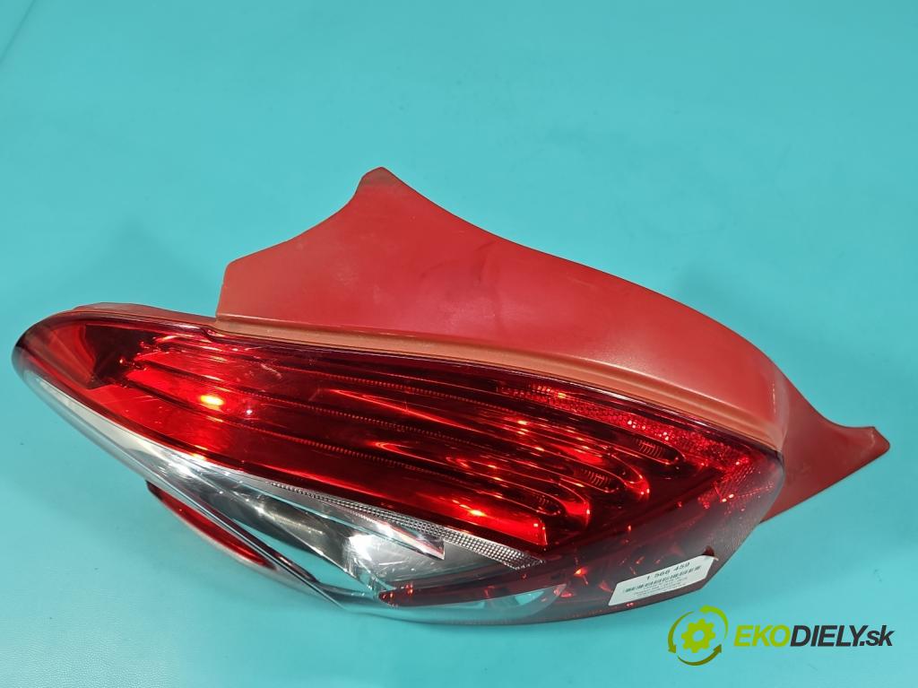 Peugeot 208 I 2012-2019 1.6 hdi 92 HP manual 68 kW 1560 cm3 5- svetlo / reflektor zadné ľavé 9672628280-02 (Kľučka dverí ostatné)