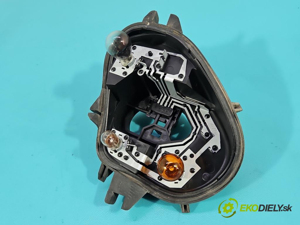 Peugeot 208 I 2012-2019 1.6 hdi 92 HP manual 68 kW 1560 cm3 5- svetlo / reflektor zadné pravé 9672628380 (Kľučka dverí ostatné)