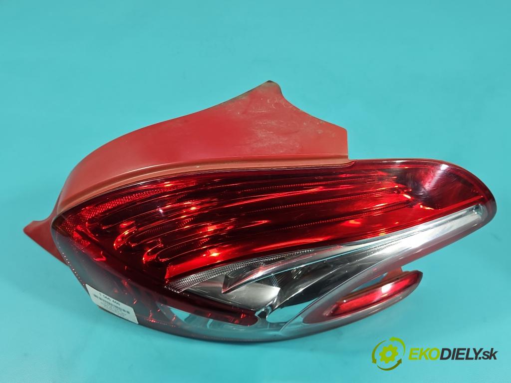 Peugeot 208 I 2012-2019 1.6 hdi 92 HP manual 68 kW 1560 cm3 5- svetlo / reflektor zadné pravé 9672628380 (Kľučka dverí ostatné)