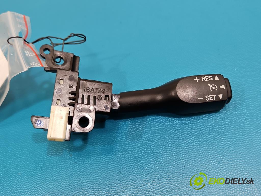 Toyota Corolla E16/E18  2013-2019 1.6 16V 132  HP manual 97 kW 1598 cm3 4- prepínač ostatné 18A174