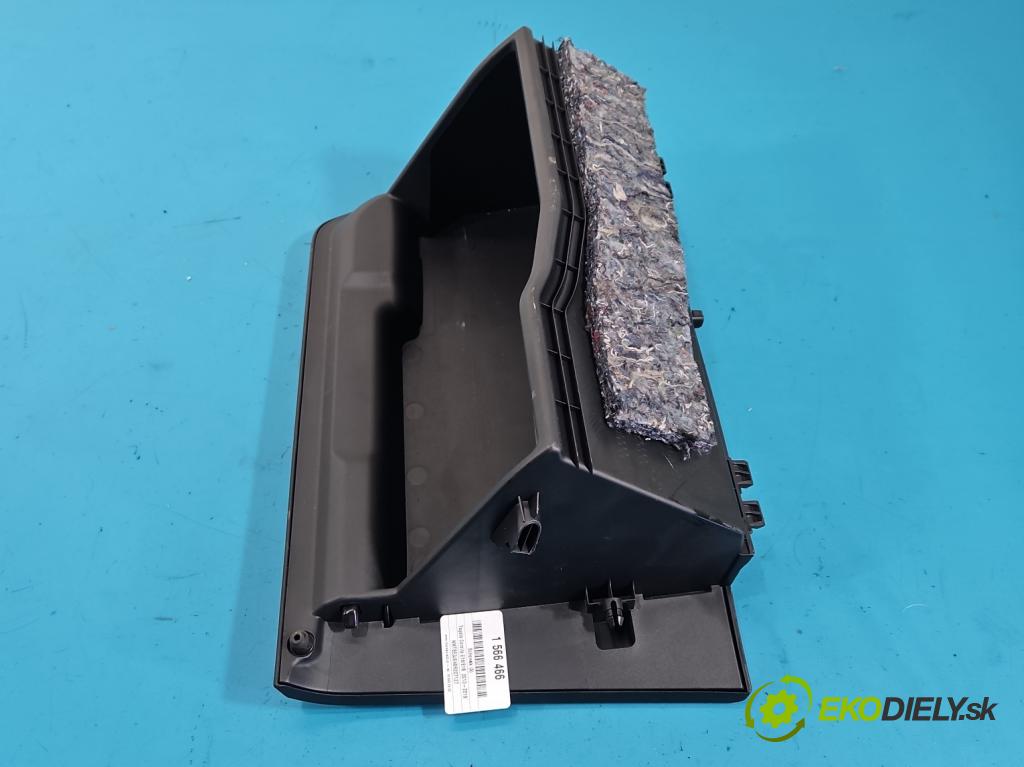 Toyota Corolla E16/E18  2013-2019 1.6 16V 132 hp manual 97 kW 1598 cm3 4- kastlík 55552-02280