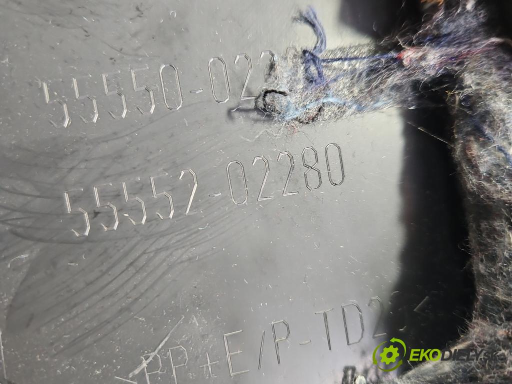 Toyota Corolla E16/E18  2013-2019 1.6 16V 132 hp manual 97 kW 1598 cm3 4- kastlík 55552-02280