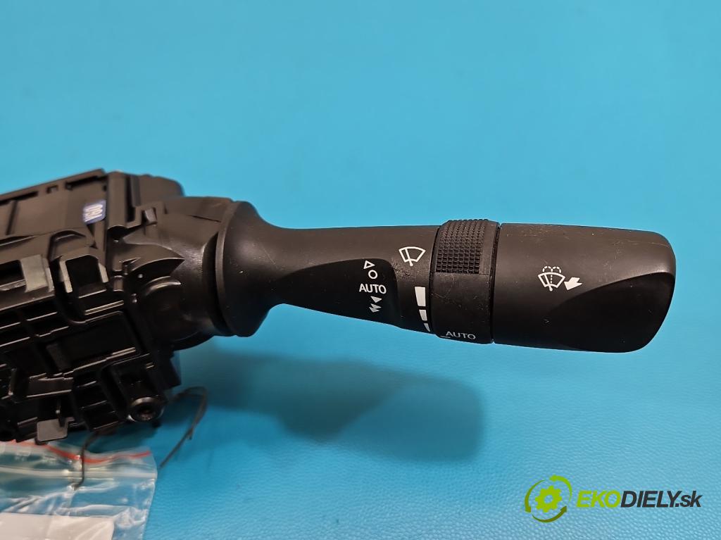 Toyota Corolla E16/E18  2013-2019 1.6 16V 132  HP manual 97 kW 1598 cm3 4- prepínač komplex: 17F852 (Prepínacie páčky pod volantom)