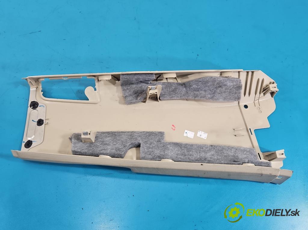 Audi Q7 2015- 3.0 TFSI CRE: 333KM: automatic 245 kW 2995 cm3 5- kryt plast 4M0867239F