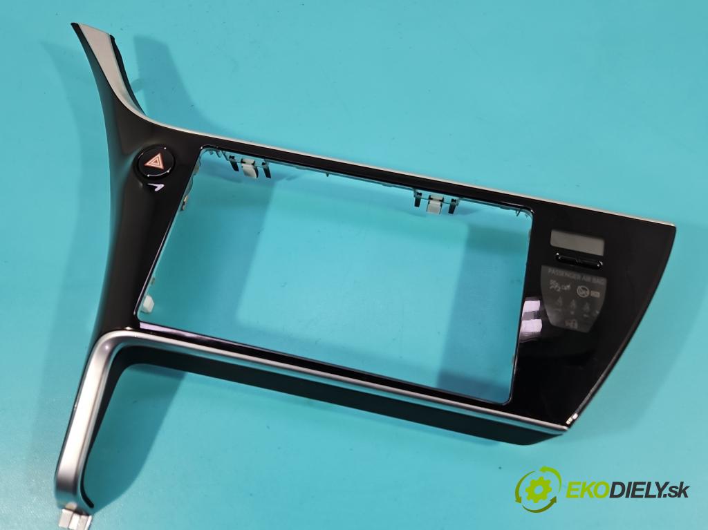 Toyota Corolla E16/E18  2013-2019 1.6 16V 132 hp manual 97 kW 1598 cm3 4- rameček rádia 83910-02200