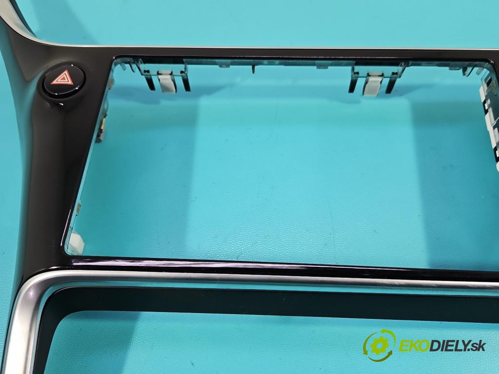 Toyota Corolla E16/E18  2013-2019 1.6 16V 132  HP manual 97 kW 1598 cm3 4- Rám: rádio: 83910-02200