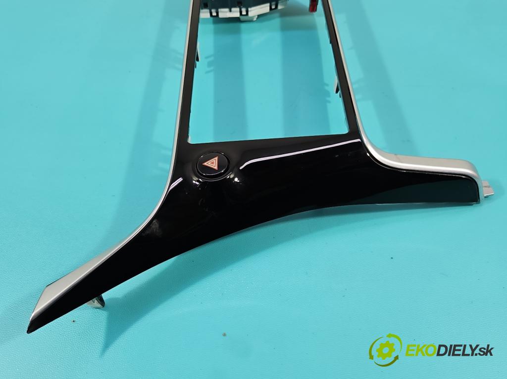 Toyota Corolla E16/E18  2013-2019 1.6 16V 132  HP manual 97 kW 1598 cm3 4- Rám: rádio: 83910-02200