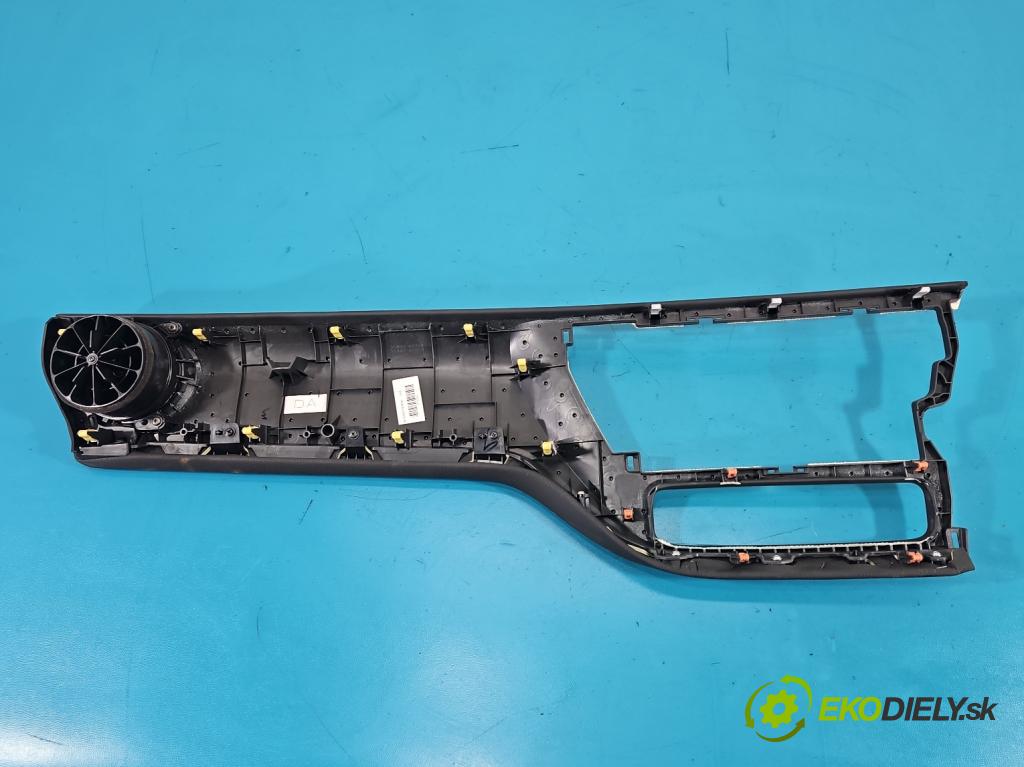 Toyota Corolla E16/E18  2013-2019 1.6 16V 132  HP manual 97 kW 1598 cm3 4- lišta ozdobná vnitŕní: 55403-02290