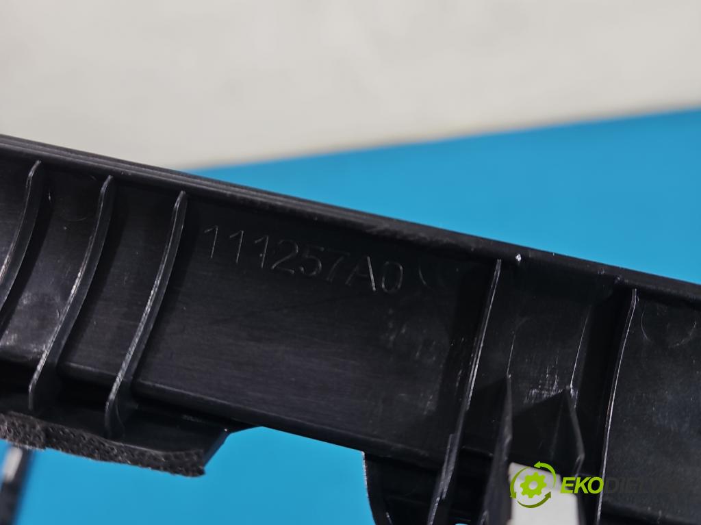 Toyota Corolla E16/E18  2013-2019 1.6 16V 132  HP manual 97 kW 1598 cm3 4- lišta ozdobná vnitŕní: 55412-02470